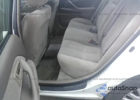 2000 Toyota Camry Le z USA, uszkodzony, nr VIN 4T1BG22K7YU982561